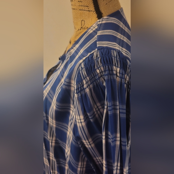 Lslv Knit Top - Picture 3 of 4